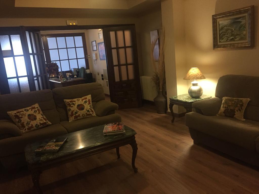בחאר Hostal Argentino מראה חיצוני תמונה