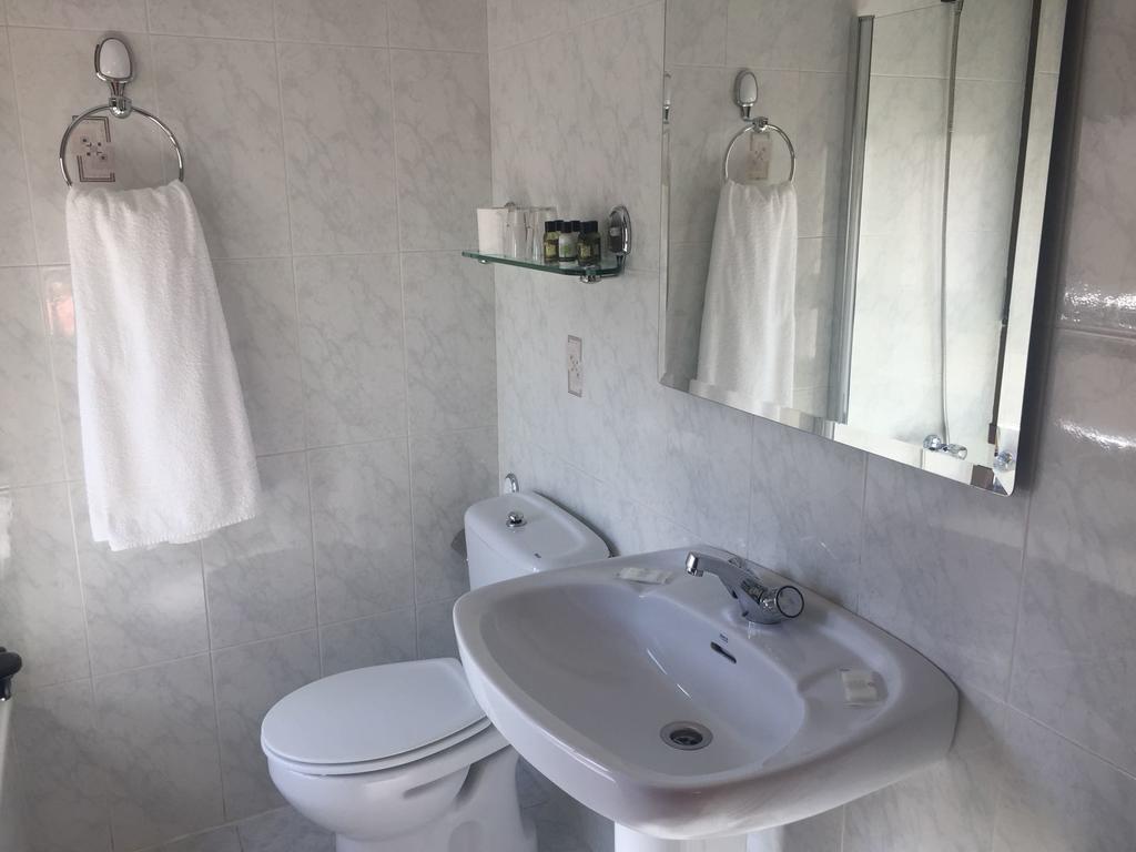 בחאר Hostal Argentino מראה חיצוני תמונה