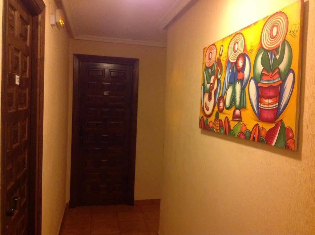 בחאר Hostal Argentino מראה חיצוני תמונה